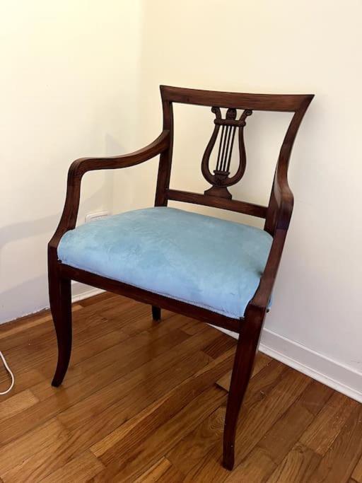 L'attico Del 1600 In Centro Apartment