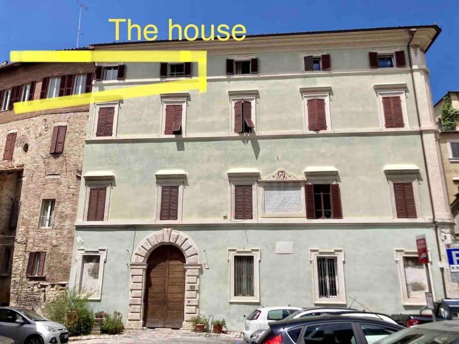 Apartment L'attico Del 1600 In Centro