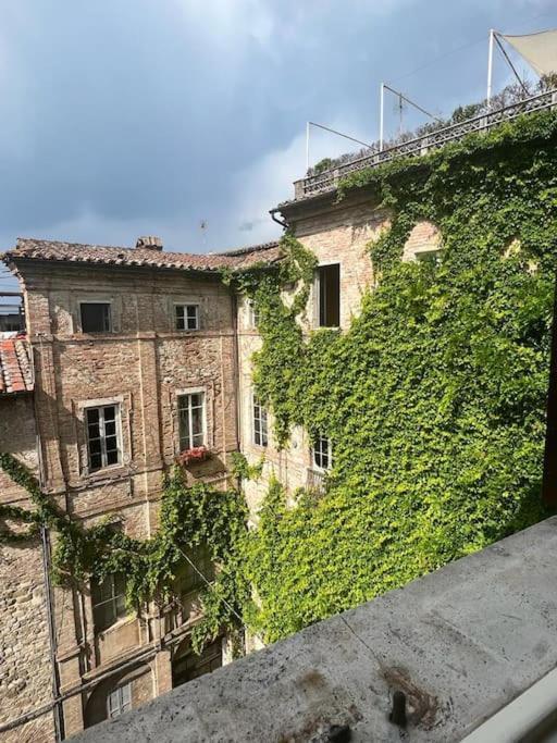 Apartment L'attico Del 1600 In Centro