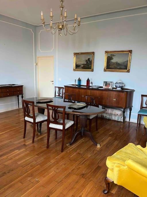 L'attico Del 1600 In Centro Apartment *